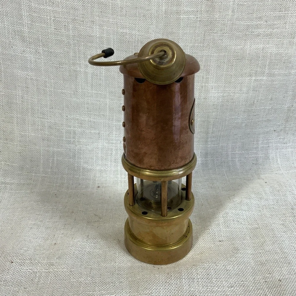 Vintage Hockley Lamp and Limelight Company Brass & Copper Miners Paraffin Lamp‎